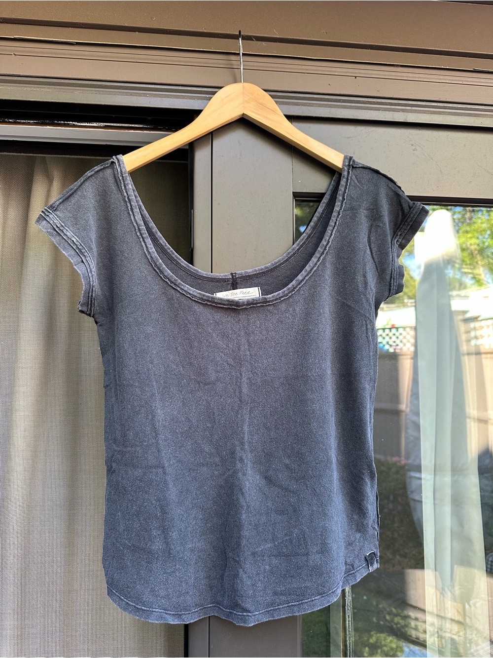Black Scoop Neck Cap Sleeve Top